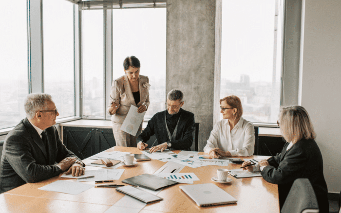 communicating in meetings